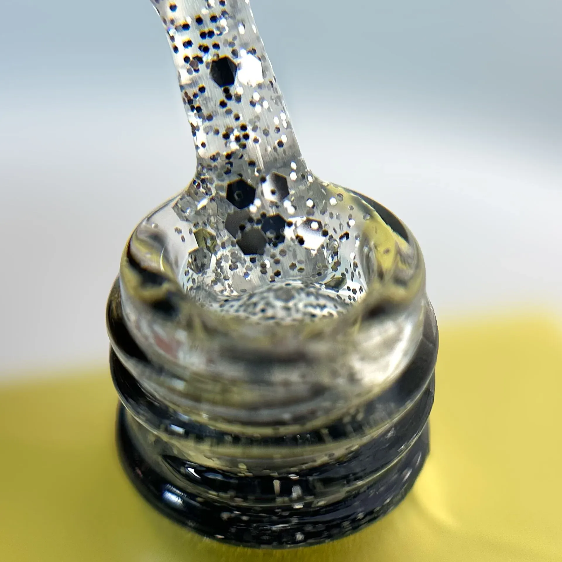 Flakes #002 Top Coat -13ml -Simli Top Coat