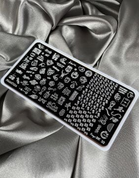 CHICSTAMP PLAKA 32 - FANATICA